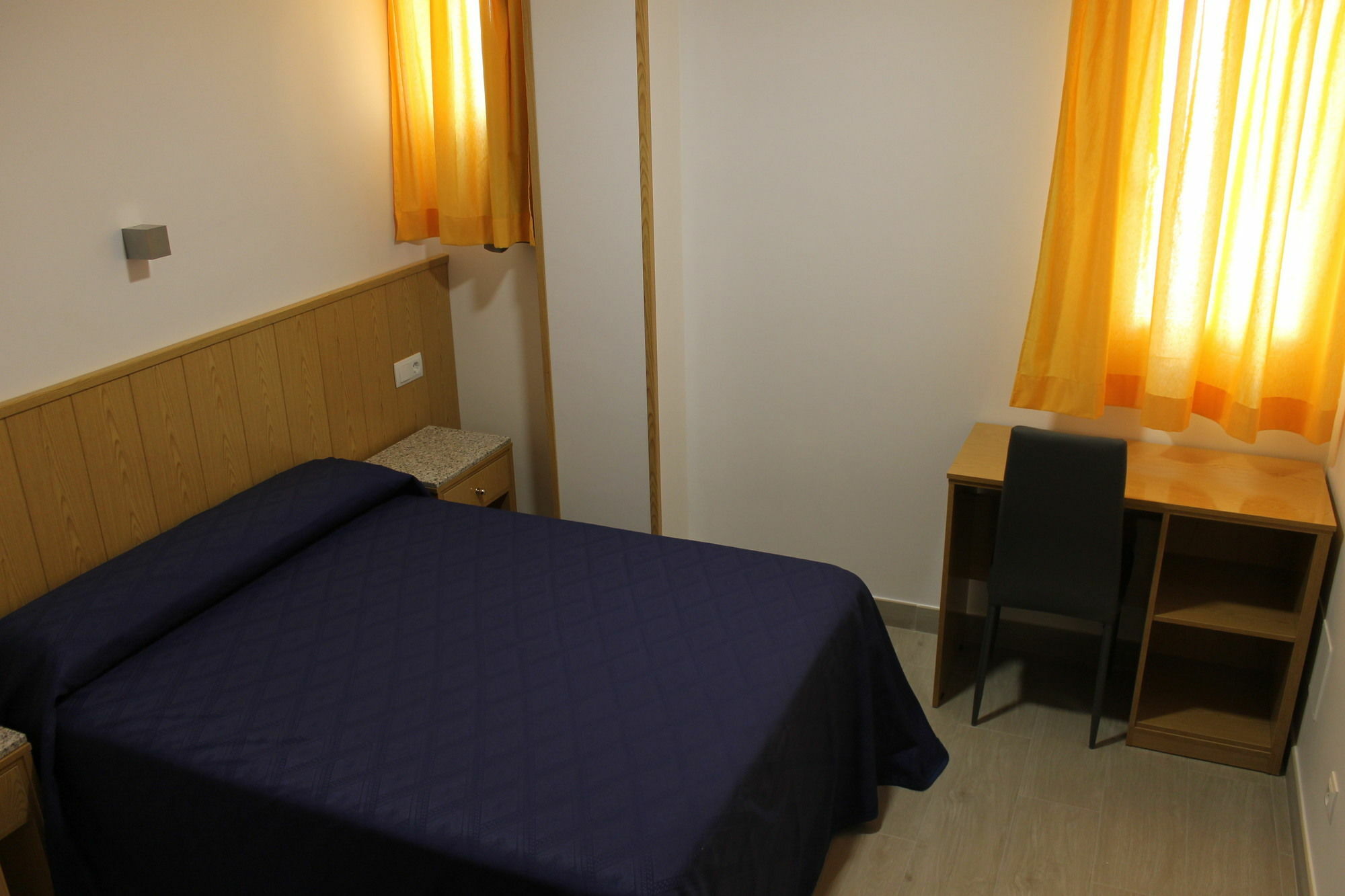 Hostal Conchita Legazpi Madrid Ngoại thất bức ảnh